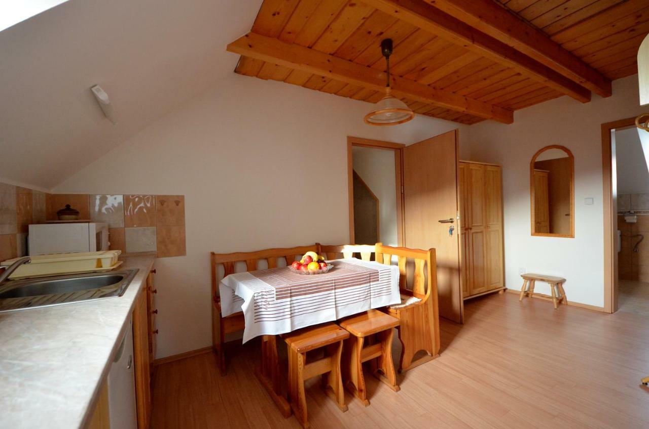 U Kobru Apartment Špindlerŭv Mlýn Luaran gambar